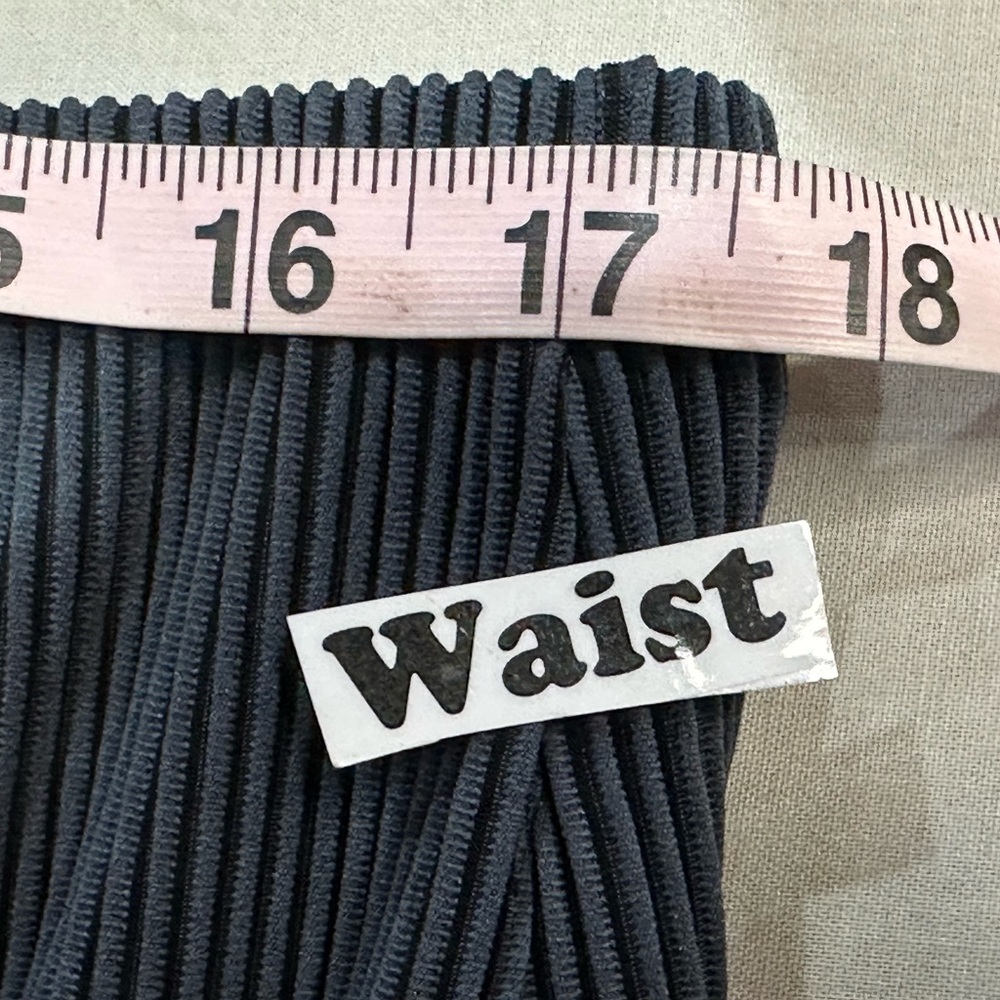NWT SIZE L HYFVE Ribbed Blue Skirt Set - Picture 10 of 13